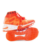 Sporty Shoes, Orange